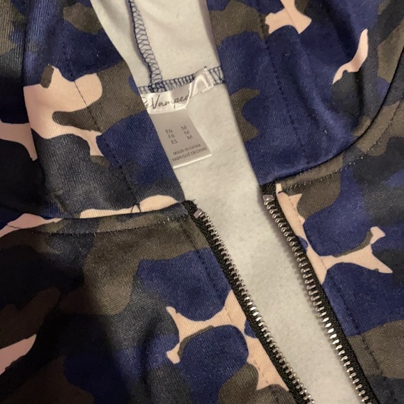 Camo crop zipper hoodie - Picture 4 of 9